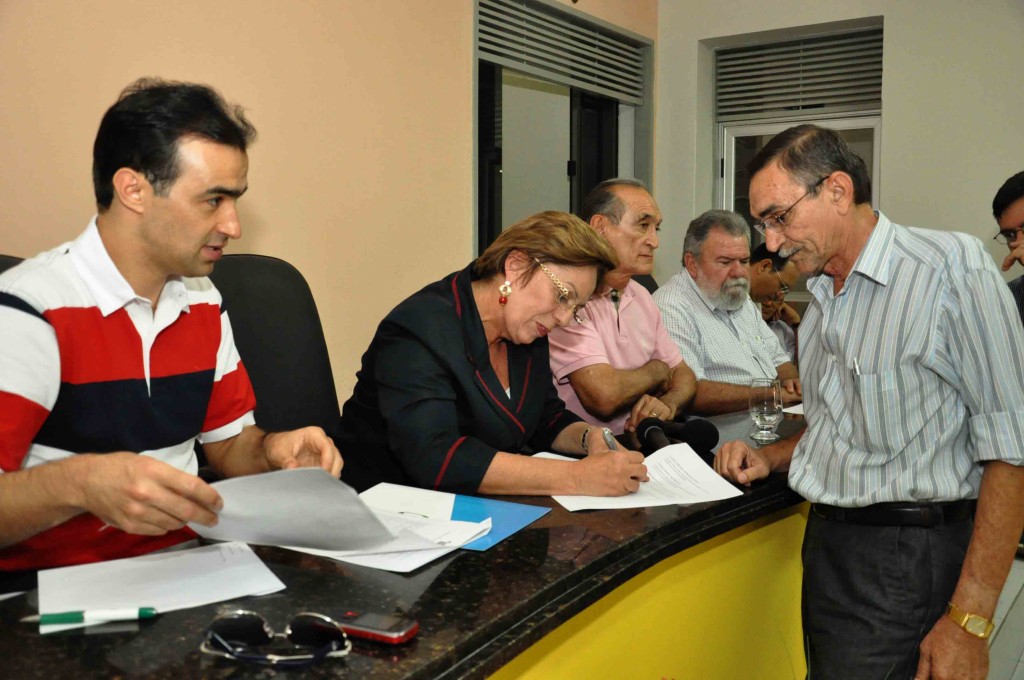 Solenidade_de_Assinatura_dos_Convnios__1_cred-Carlos_Costa