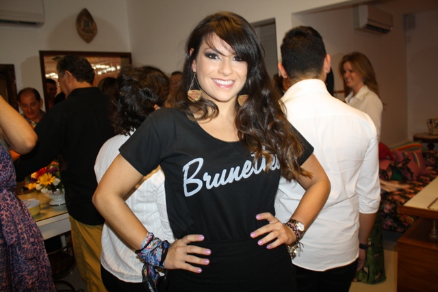 aHelo_Rocha_a_dona_da_festa