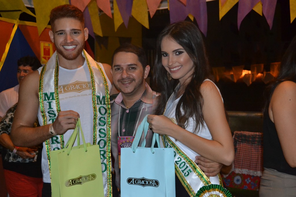 Bruno Medeiros, Kleber Azevedo e Bianca Freitas no Camarote da Prefeitura