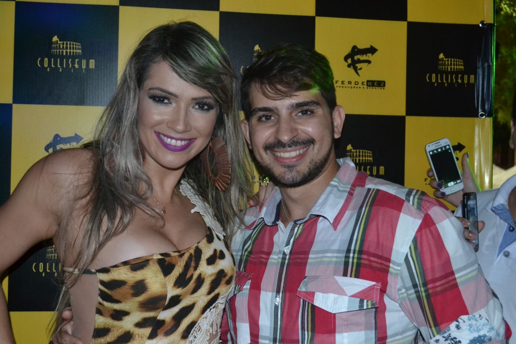 A toda linda Fani Pacheco (ex-bbb) com Lucas Silveira