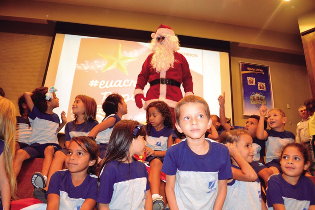Papai-Noel-dos-Correios-pág-3-dia-11-11-15-Ascom-Correios