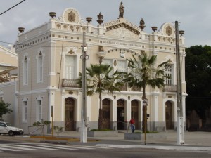 teatro-alberto-maranhao