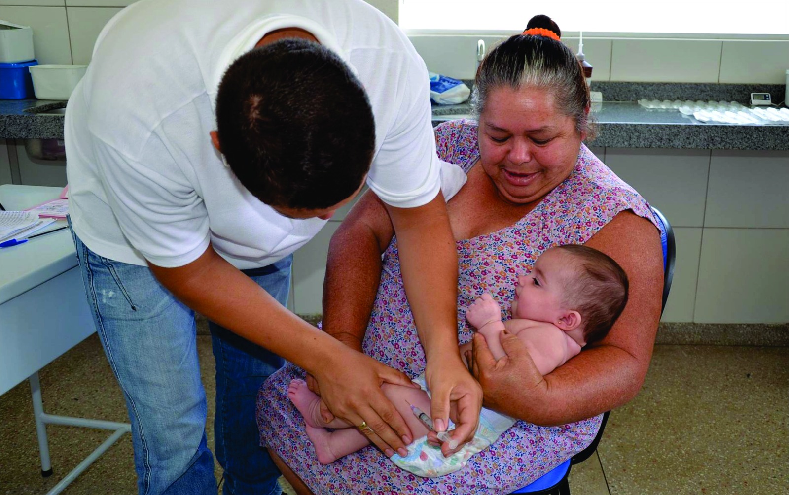 536e1ca31cb96c8ed4f5ffd119ee2b2finter_250-300