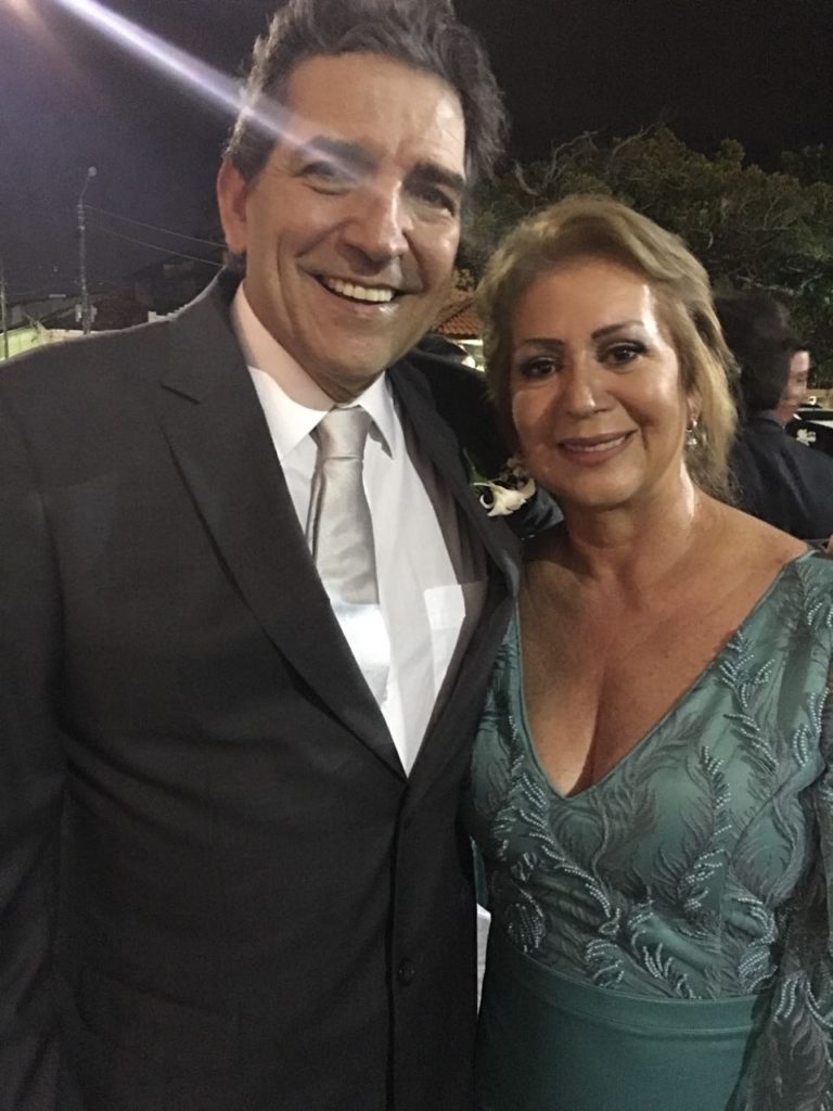 6adface6-c0b2-460a-af37-a5bf9b23c671