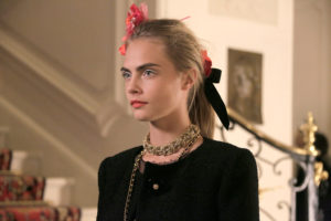 chanel-metiers-d-art-2016-17-paris-cosmopolite-mood-of-the-show-01