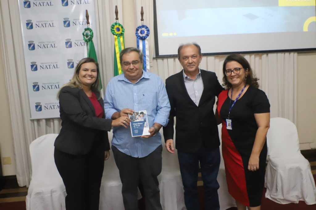 Posse do Cons Mun de Ciência e Tecnologia - foto Alex Régis